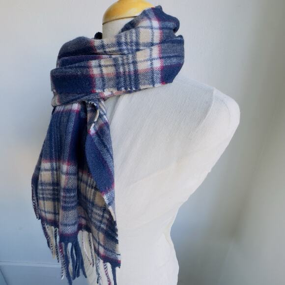 Vintage Edinburgh 100% Cashmere Plaid Scarf Navy Cream Tartan Made in Scotland - Picture 5 of 7